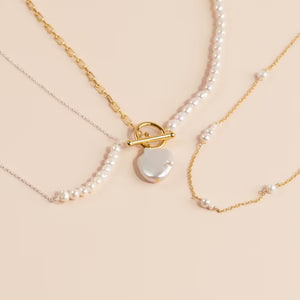 PÄRLHALSBAND