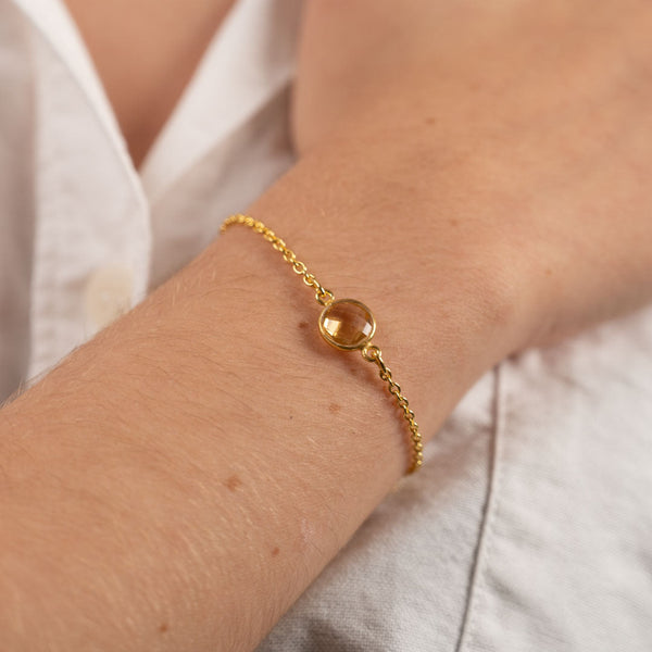 NOSTALGIA ROUND YELLOW CITRINE GOLDEN BRACELET
