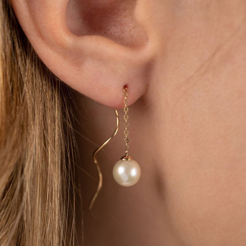 AMELIA PEARL SOLID GOLD EARRING