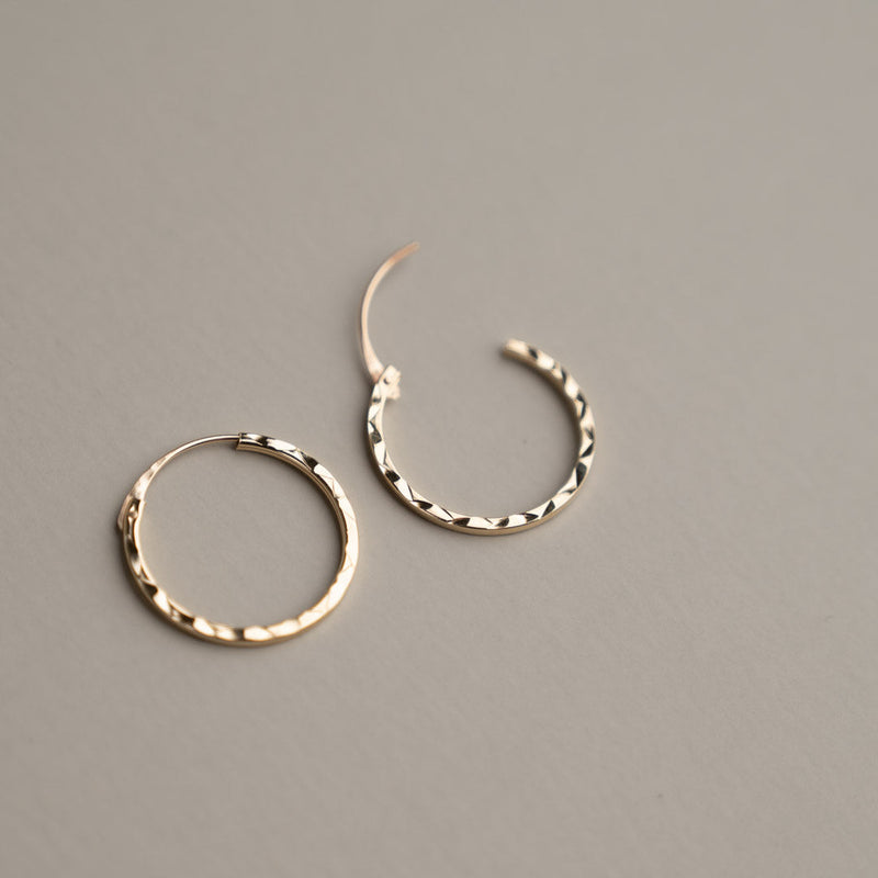 JOHANNA SOLID GOLD CREOL EARRING - 15mm