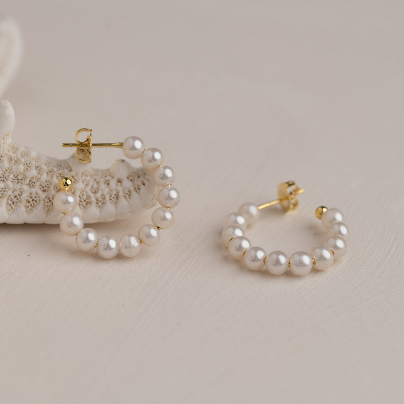 BLAIR PEARL GOLDEN CREOL EARRING