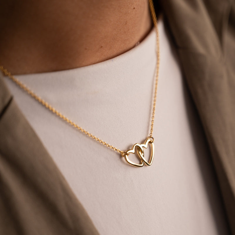 CECILIA GOLDEN NECKLACE