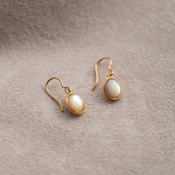 CHARLOTTE PEARL GOLDEN EARRING