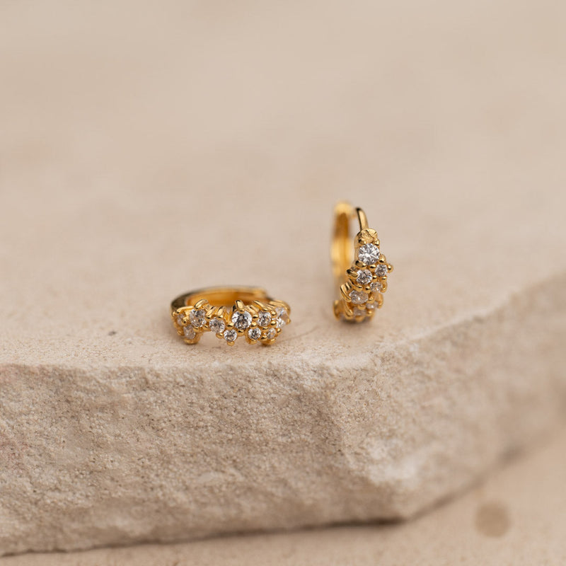 CLAIR CRYSTAL GOLDEN MINI HUGGIE EARRING