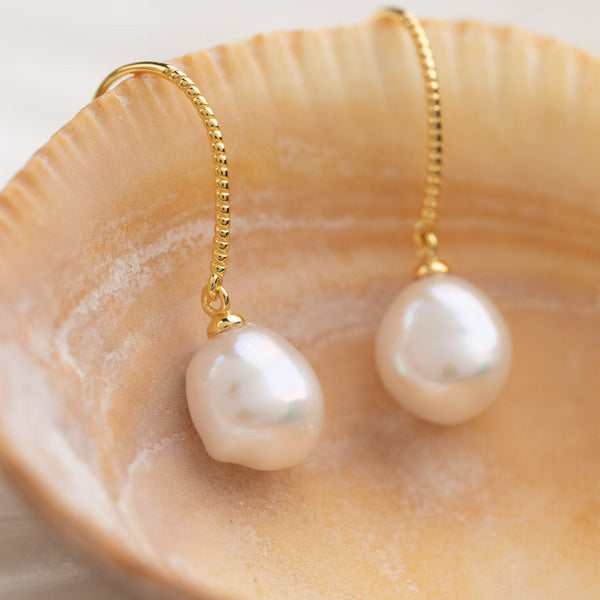 EBBA PEARL GOLDEN EARRING