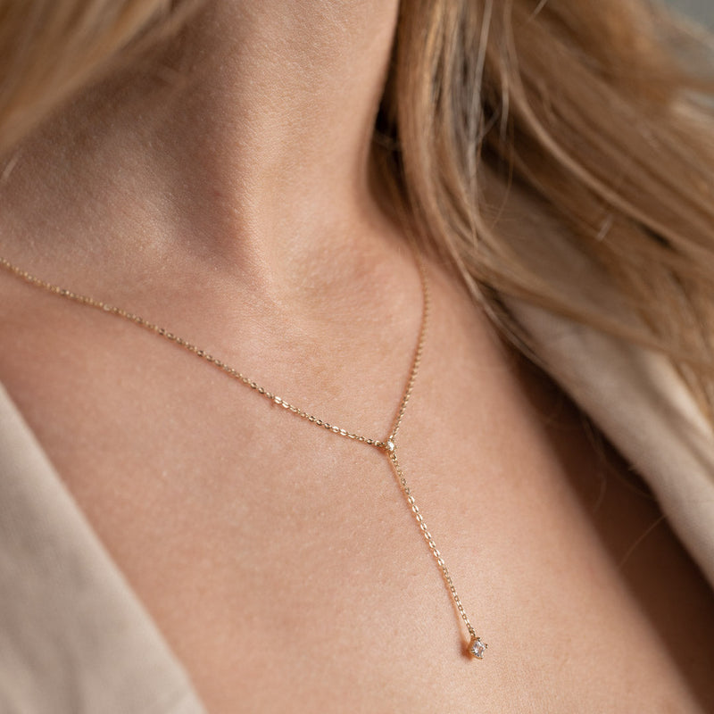 ELENORA CRYSTAL SOLID GOLD NECKLACE