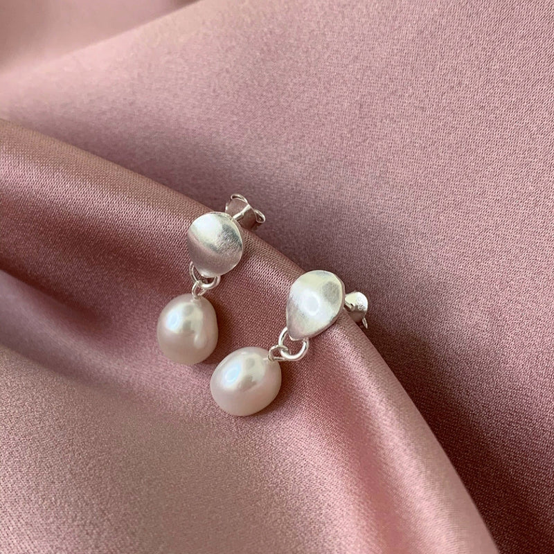 ELSA WHITE BAROQUE PEARL SILVER STUD EARRING