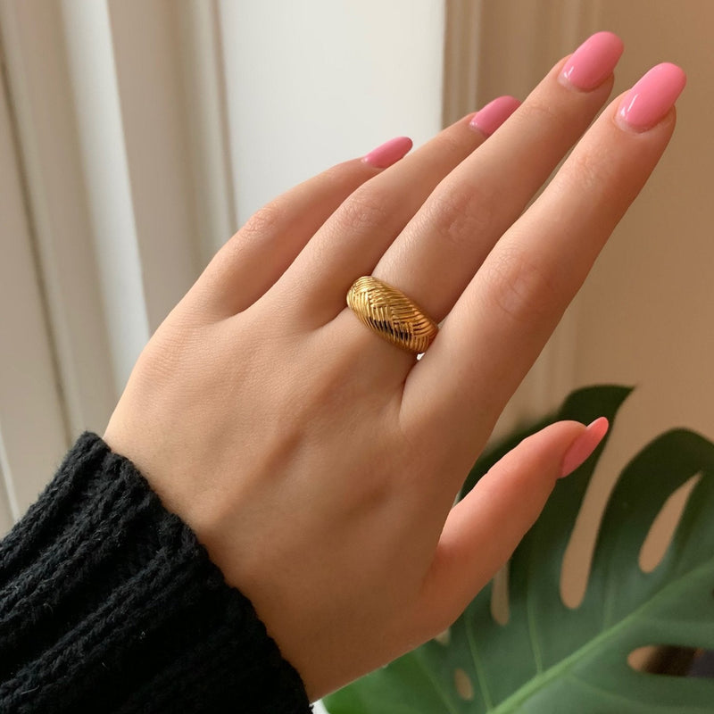 TILDA GOLDEN RING
