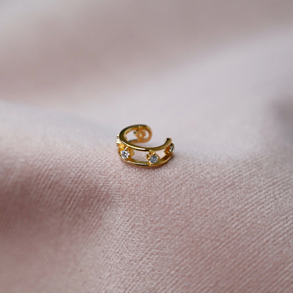 HAILEY GOLDEN EAR CUFF