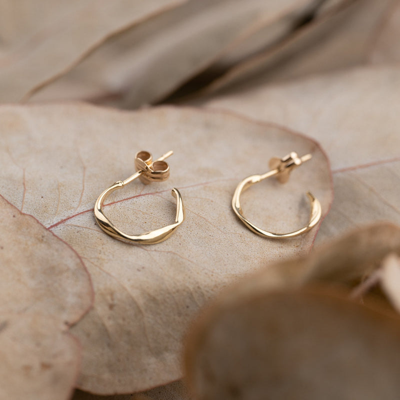 JULIETTE SOLID GOLD EARRING
