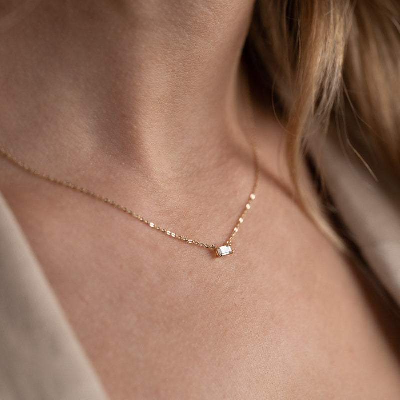 KATERINA CRYSTAL SOLID GOLD NECKLACE