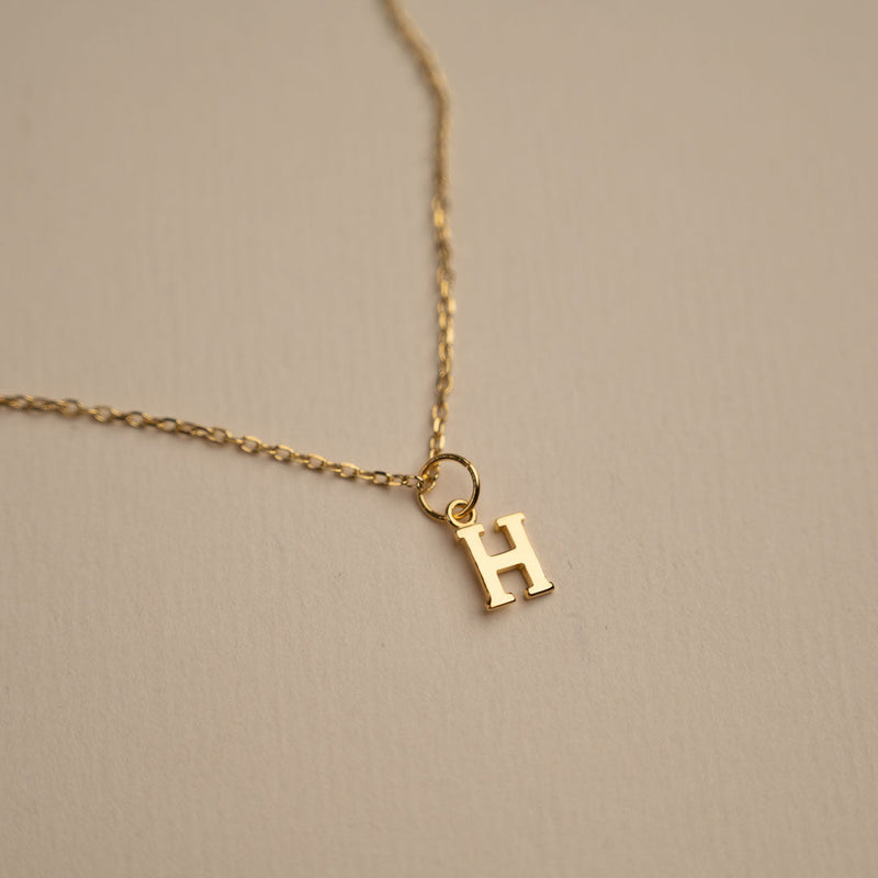 LETTER H GOLDEN NECKLACE