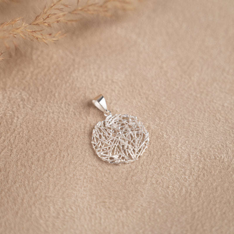 LILY SILVER NECKLACE