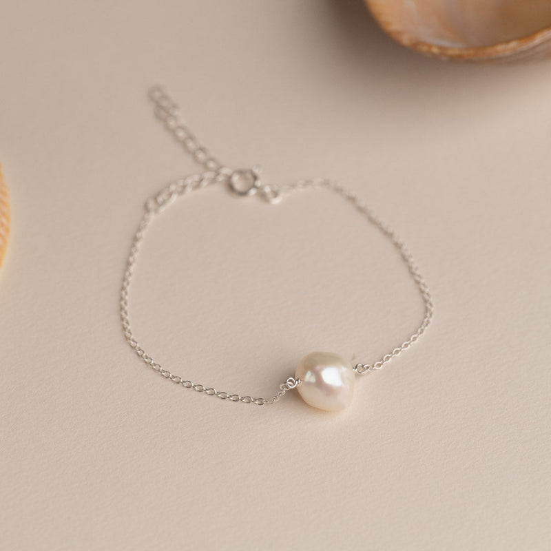 NOELLA PEARL SILVER BRACELET