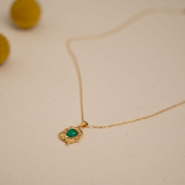 OPHELIA GREEN AGATE GOLDEN NECKLACE