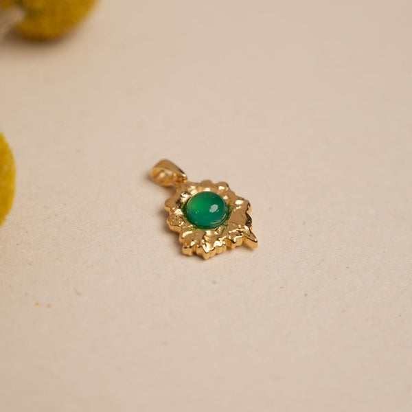 OPHELIA GREEN AGATE GOLDEN PENDANT