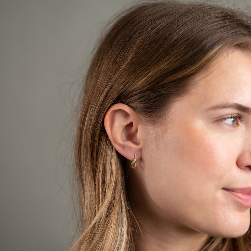 SERENA SOLID GOLD CREOL EARRING