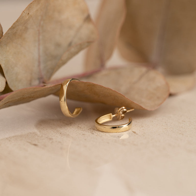 SOPHIE SOLID GOLD CREOL EARRING